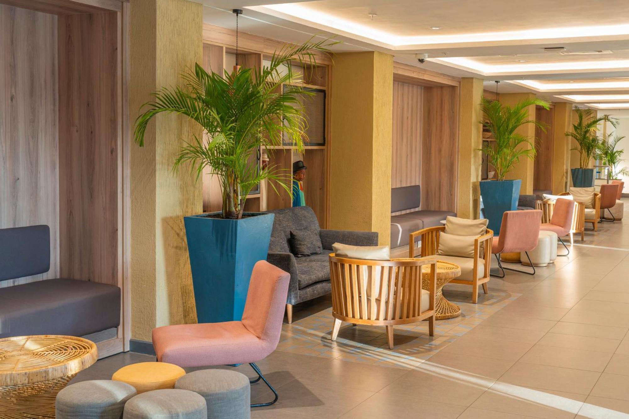 Holiday Inn - Lusaka By Ihg Esterno foto