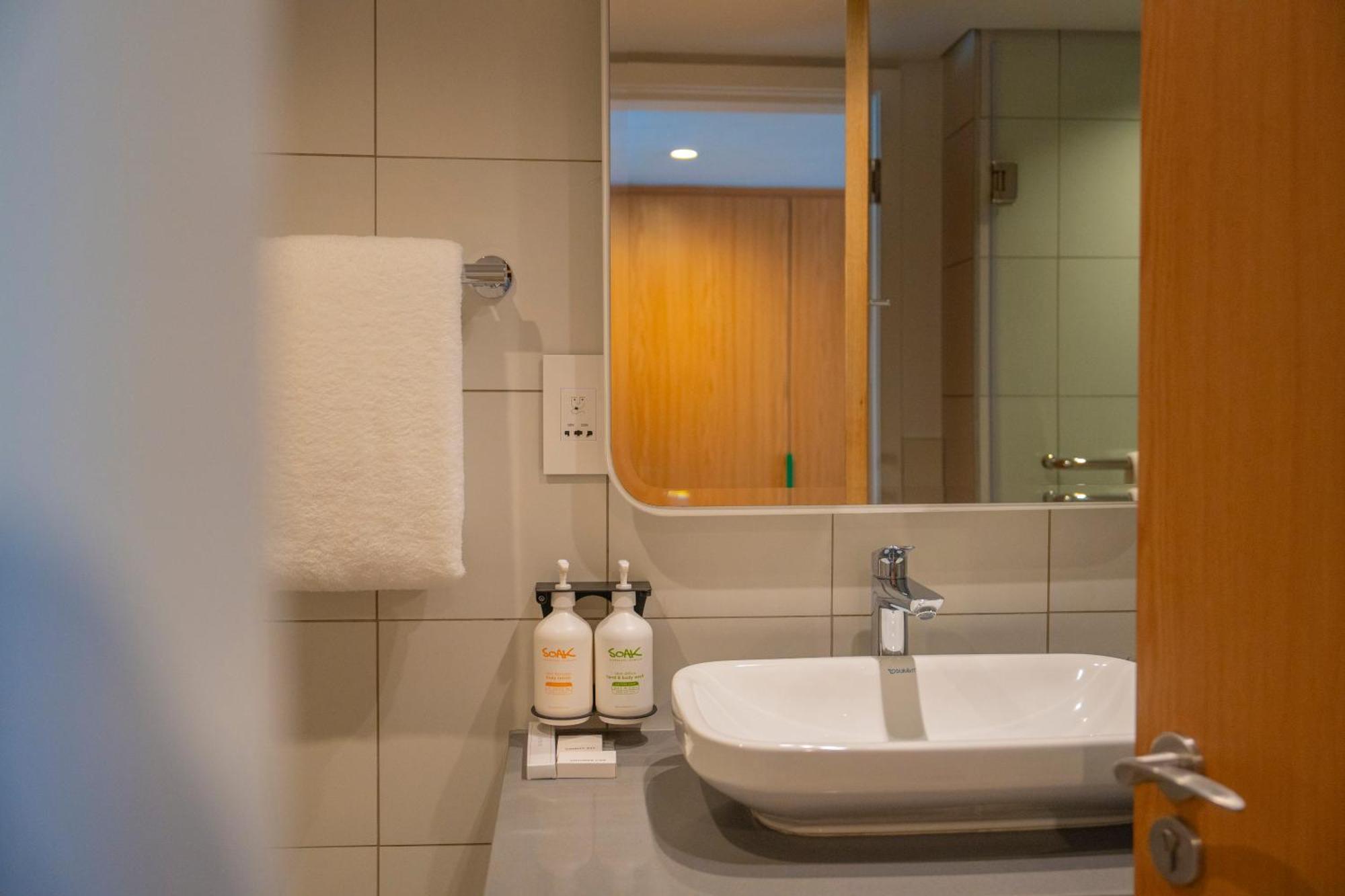 Holiday Inn - Lusaka By Ihg Esterno foto